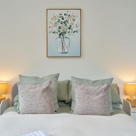 York City Central Apartment And Coffee Shop Екстериор снимка