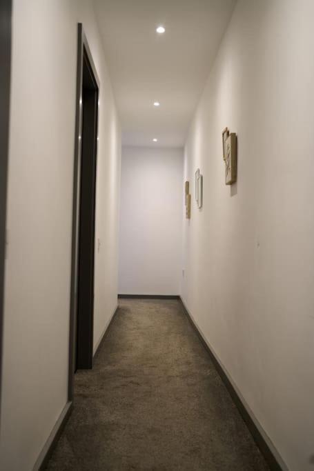 York City Central Apartment And Coffee Shop Екстериор снимка