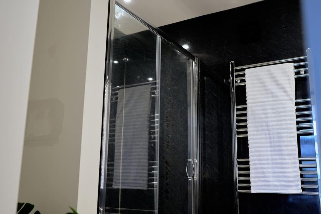 York City Central Apartment And Coffee Shop Екстериор снимка