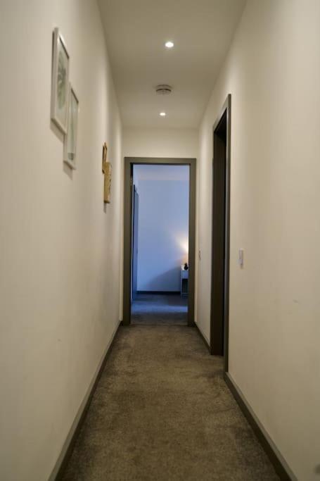 York City Central Apartment And Coffee Shop Екстериор снимка