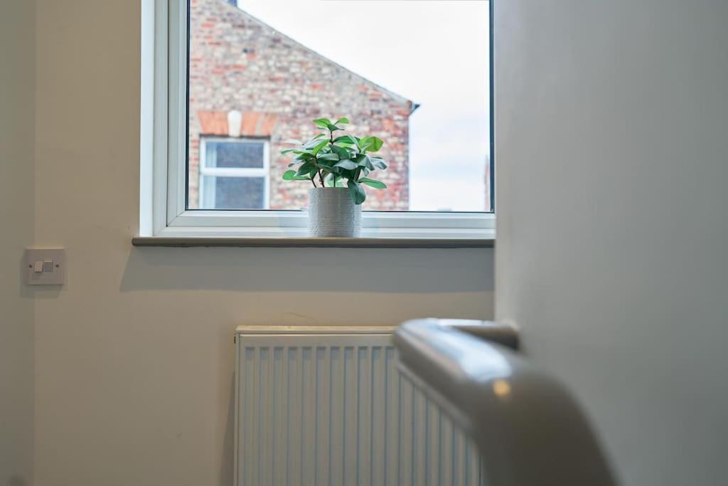 York City Central Apartment And Coffee Shop Екстериор снимка