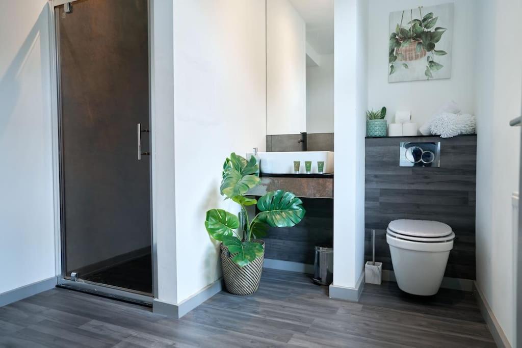 York City Central Apartment And Coffee Shop Екстериор снимка